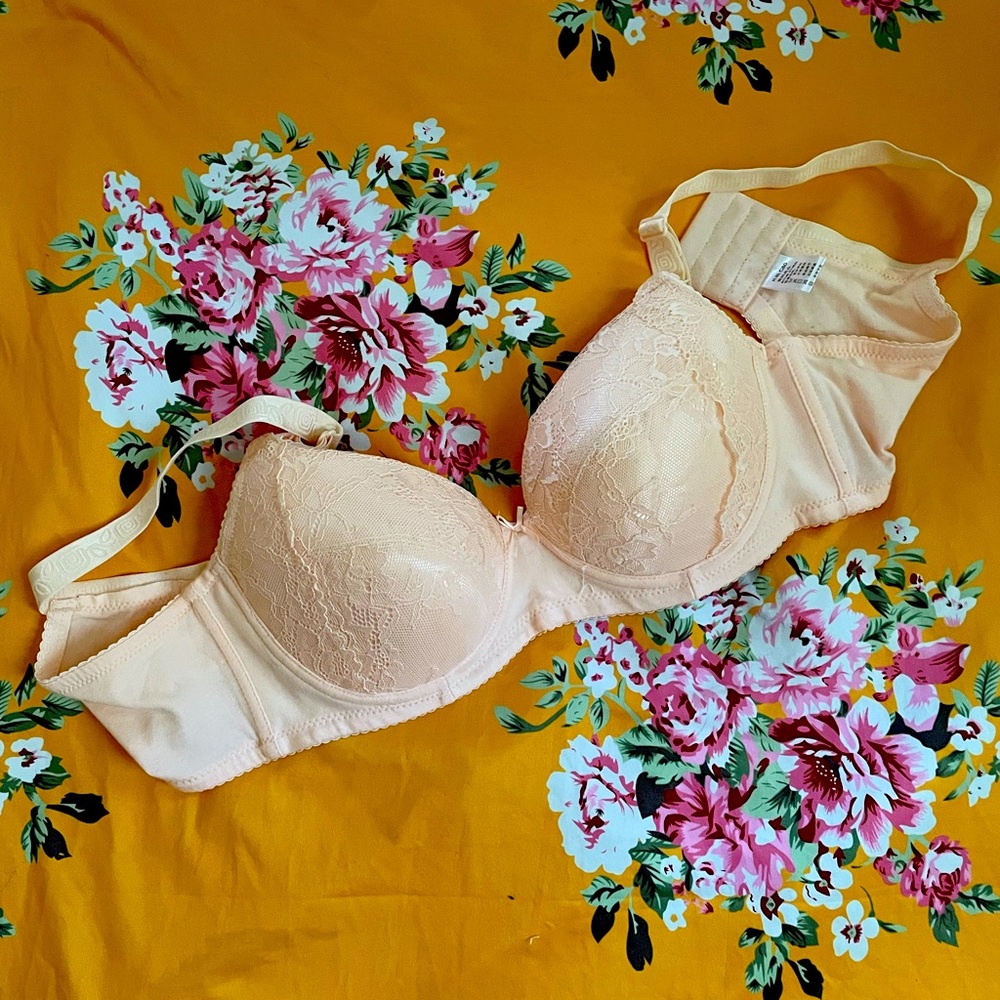 (5 items for $5 each) Woman’s size 36B pink nursing bra for pumping